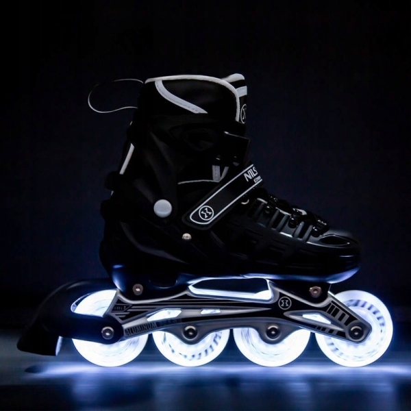 Korčule A-l, Nils Extreme 4 v 1 LED, NH10905, veľkosť (S) 31-34, čierna farba