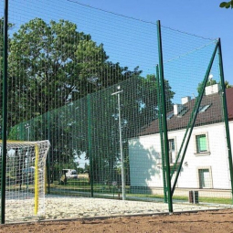 Futbalové oplotenie - sada 6 m vysokých stĺpov