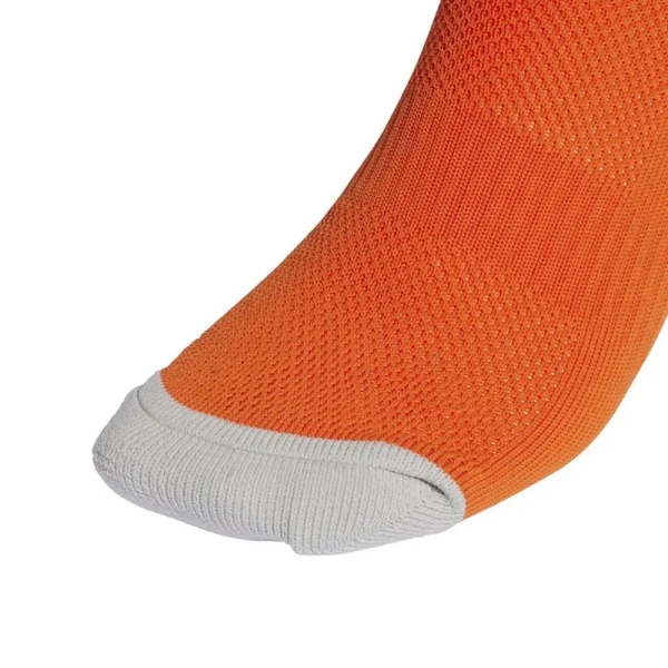 Futbalové gamaše Adidas IB7821, farba oranžová Futbalové gamaše Adidas IB7821, farba oranžová