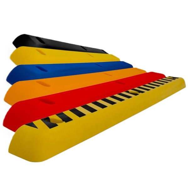 Krycia lišta na stenu systému EWS. Rozmery 40x100x1000 mm