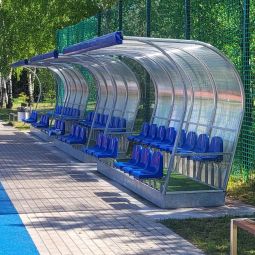 Dvojradová kabína pre hráčov rezervy