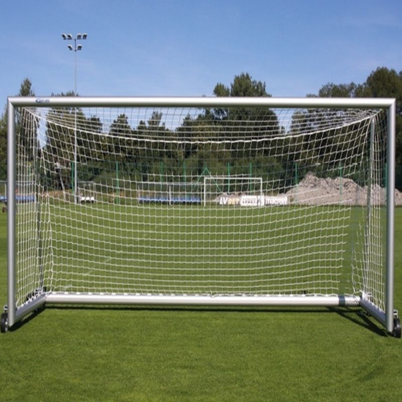 Futbalové bránky 5 x 2 m PREMIUM prenosné s kolieskami, hliník, oválny profil 120 x 100 mm
