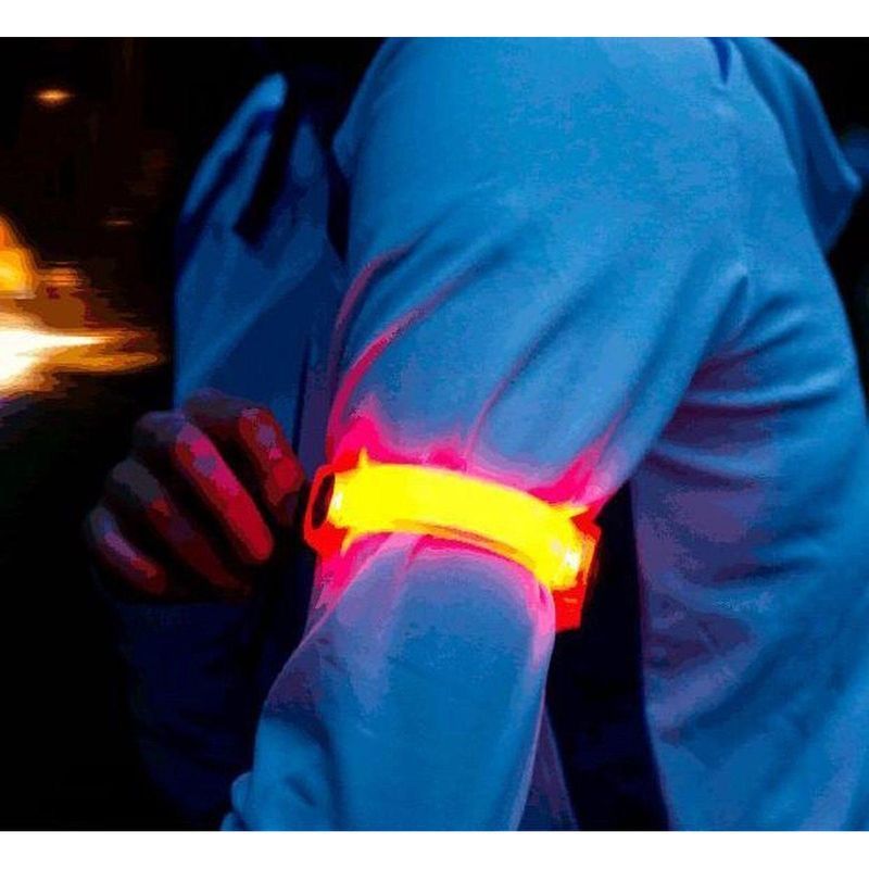 XQMAX reflexná LED páska na ruku a nohu