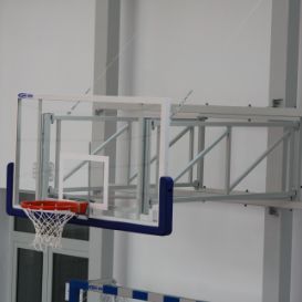 Náklonové konštrukcie pre basketbal